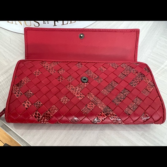 Bottega Veneta Wallet - Picture 13 of 14